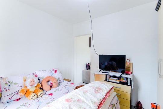 Quarto 1 de casa à venda com 4 quartos, 160m² em Vila Rosalia, Guarulhos