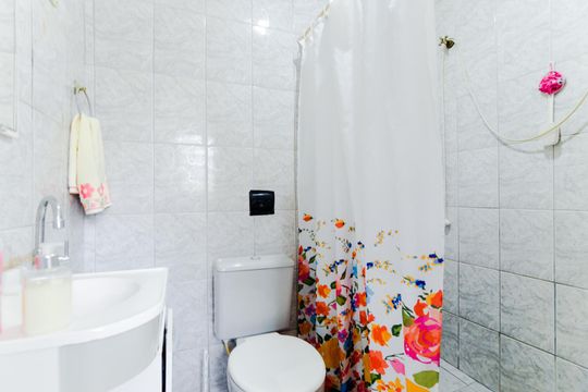 Banheiro de casa à venda com 4 quartos, 160m² em Vila Rosalia, Guarulhos