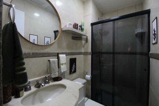 Banheiro Social de apartamento à venda com 3 quartos, 95m² em Jacarepaguá, Rio de Janeiro