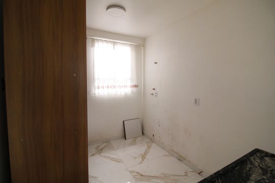 Cozinha de apartamento para alugar com 2 quartos, 50m² em Taquara, Rio de Janeiro