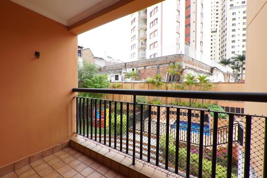 Varanda de apartamento para alugar com 2 quartos, 66m² em Aclimação, São Paulo