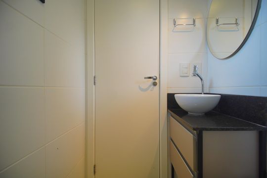 Banheiro de apartamento para alugar com 1 quarto, 25m² em Vila Nova, Novo Hamburgo
