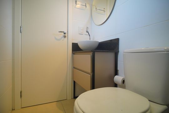 Banheiro de apartamento para alugar com 1 quarto, 25m² em Vila Nova, Novo Hamburgo
