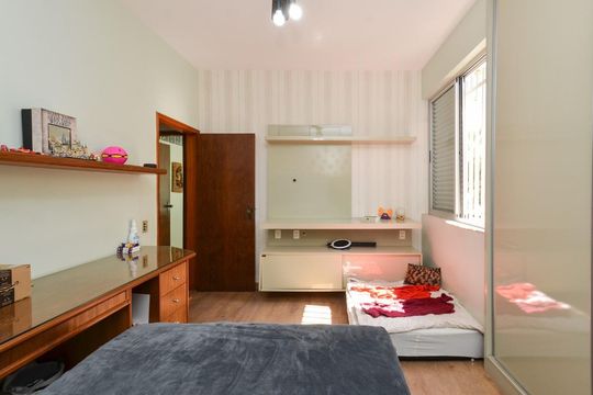 Apartamento à venda com 3 quartos, 170m² em Gutierrez, Belo Horizonte