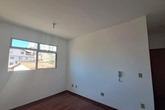 Sala de apartamento para alugar com 3 quartos, 70m² em Palmares, Belo Horizonte