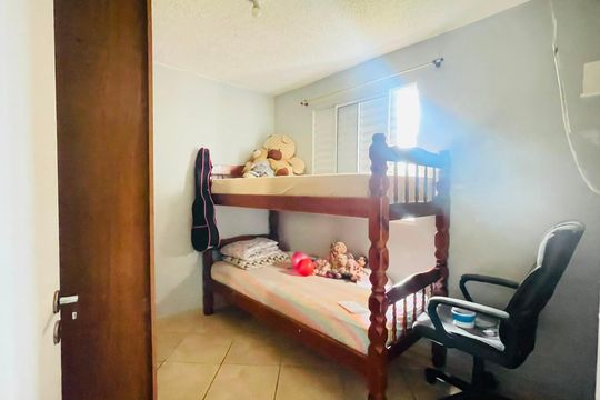 Quarto 2 de apartamento para alugar com 2 quartos, 50m² em Conjunto Habitacional Jardim Sao Bento, Embu das Artes