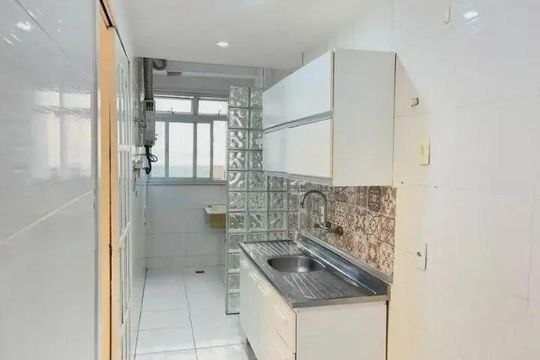 Cozinha de apartamento à venda com 2 quartos, 86m² em Barra da Tijuca, Rio de Janeiro