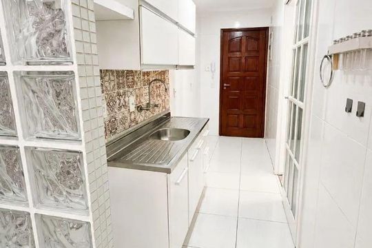 Cozinha de apartamento à venda com 2 quartos, 86m² em Barra da Tijuca, Rio de Janeiro