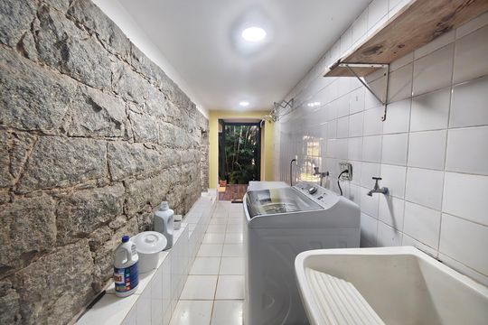 Área de Serviço de casa à venda com 3 quartos, 222m² em Jardim Virginia Bianca, São Paulo