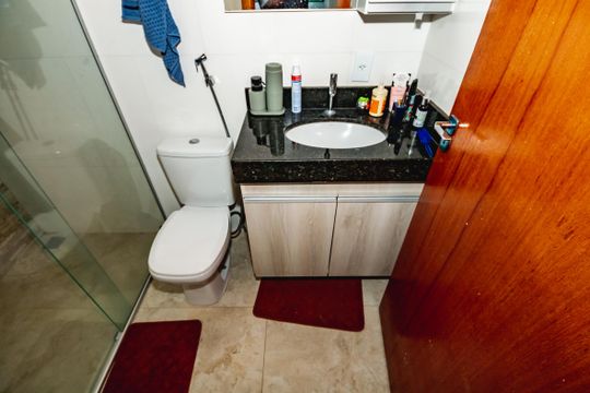 Banheiro do Quarto 1 de casa para alugar com 4 quartos, 400m² em Bela Vista, Vespasiano