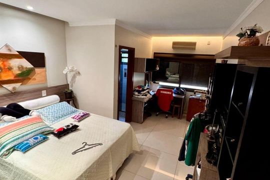 Quarto de casa à venda com 6 quartos, 535m² em Q 20, Brasília