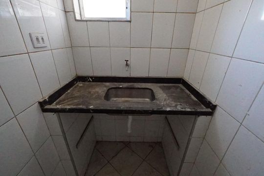 Cozinha de kitnet/studio para alugar com 1 quarto, 36m² em Liberdade, São Paulo