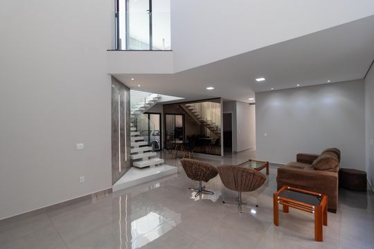 Casa de Condomínio para alugar com 3 quartos, 280m² em Swiss Park, Campinas