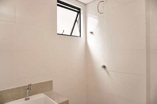 Suíte - Banheiro de kitnet/studio à venda com 1 quarto, 48m² em Anchieta, Belo Horizonte