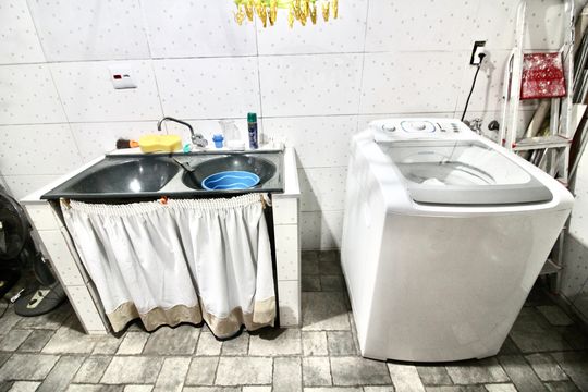 Área de serviço de casa à venda com 3 quartos, 150m² em Jardim Santa Maria, São Paulo