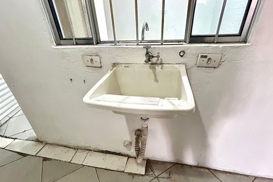 Área de Serviço de casa para alugar com 1 quarto, 43m² em Vila Itapoan, Guarulhos