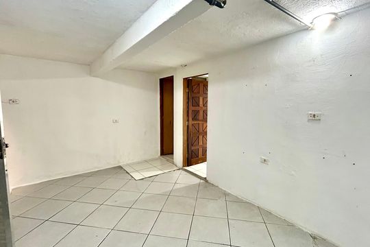 Casa para alugar com 1 quarto, 43m² em Vila Itapoan, Guarulhos