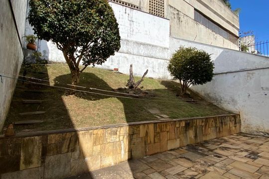 Área de serviço de casa à venda com 4 quartos, 373m² em Pacaembu, São Paulo