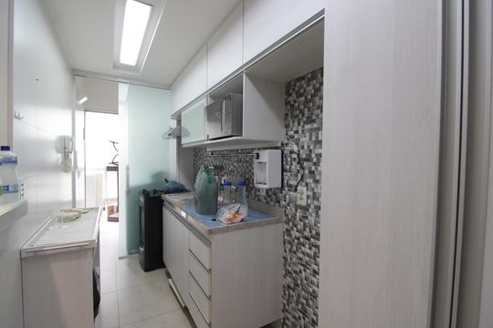 Cozinha de apartamento para alugar com 2 quartos, 75m² em Jacarepaguá, Rio de Janeiro