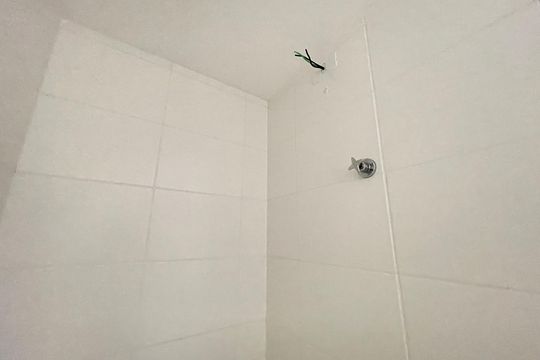 Banheiro de apartamento à venda com 1 quarto, 24m² em Butantã, São Paulo