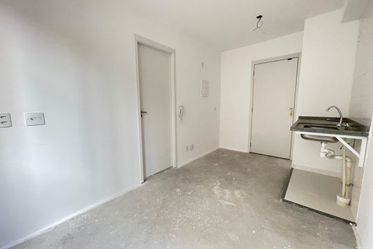 Cozinha de apartamento à venda com 1 quarto, 24m² em Butantã, São Paulo