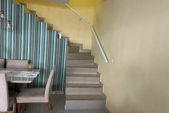 Escada de casa de condomínio à venda com 3 quartos, 120m² em Taquara, Rio de Janeiro
