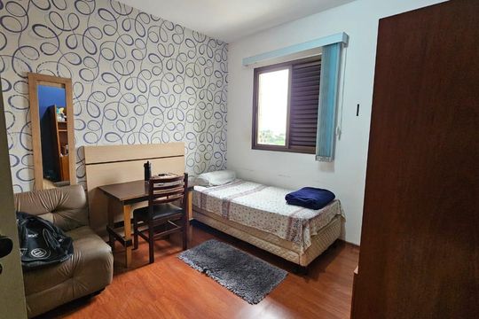 Quarto de apartamento para alugar com 3 quartos, 170m² em Jardim das Nações, Taubaté