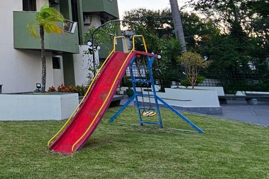 Área externa de apartamento para alugar com 3 quartos, 170m² em Jardim das Nações, Taubaté