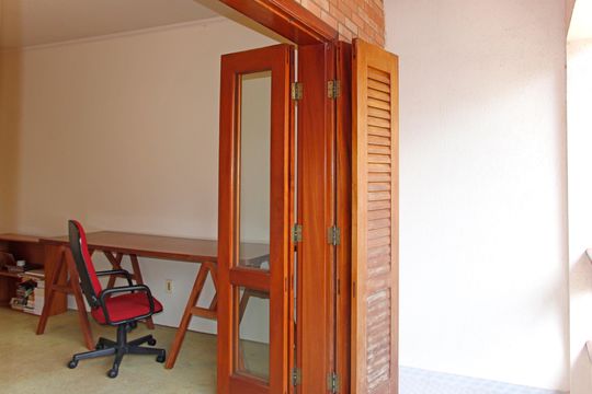 Varanda da Suíte 4 de casa de condomínio à venda com 5 quartos, 468m² em Condomínio Estância Marambaia, Vinhedo
