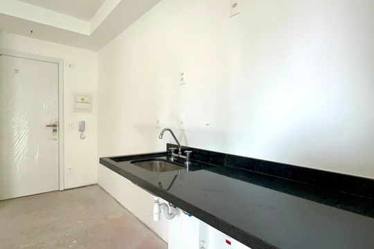 Cozinha de apartamento à venda com 2 quartos, 56m² em Vila Anglo Brasileira, São Paulo