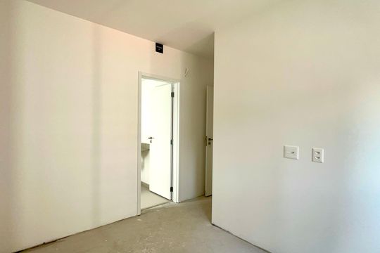 Suíte de apartamento à venda com 2 quartos, 56m² em Vila Anglo Brasileira, São Paulo