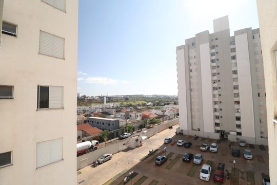 Vista da Sacada de apartamento para alugar com 2 quartos, 52m² em Jardim Brasília, Uberlândia