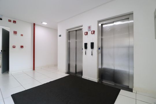 Elevadores de apartamento para alugar com 2 quartos, 52m² em Jardim Brasília, Uberlândia