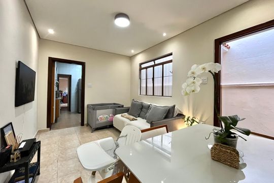 Casa à venda com 2 quartos, 134m² em Mirandópolis, São Paulo