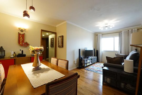 Apartamento à venda com 2 quartos, 73m² em Aclimação, São Paulo