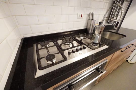 Cozinha de apartamento à venda com 2 quartos, 73m² em Aclimação, São Paulo