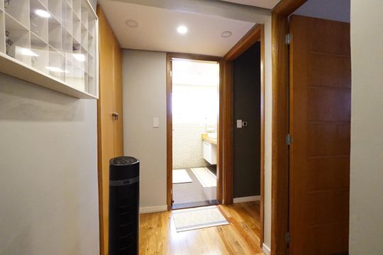 Corredor de apartamento à venda com 2 quartos, 73m² em Aclimação, São Paulo