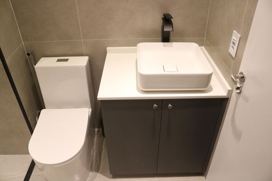 Banheiro de kitnet/studio para alugar com 1 quarto, 25m² em Vila Leopoldina, São Paulo