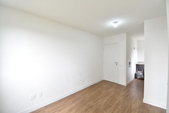 Sala de apartamento à venda com 2 quartos, 38m² em Santa Cândida, Curitiba