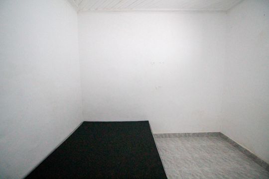 Casa para alugar com 3 quartos, 280m² em Parque Pinheiros, Taboão da Serra