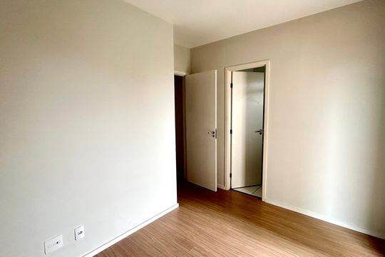 Quarto Suíte de apartamento para alugar com 2 quartos, 60m² em Vila Milton, Guarulhos