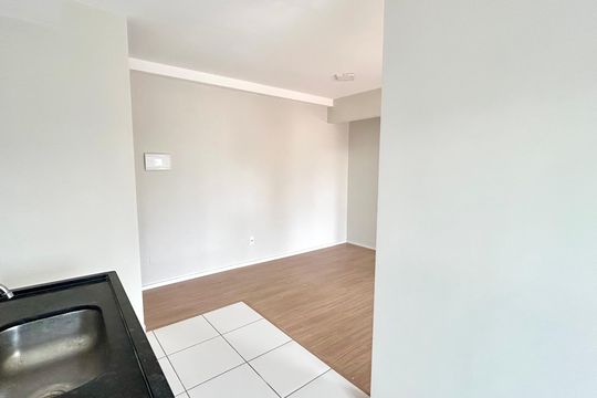 Cozinha de apartamento para alugar com 2 quartos, 60m² em Vila Milton, Guarulhos