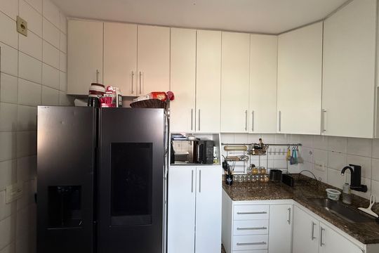 Cozinha de apartamento à venda com 3 quartos, 150m² em Carlos Prates, Belo Horizonte