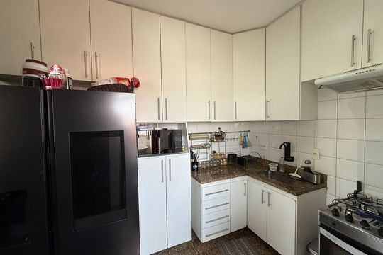 Cozinha de apartamento à venda com 3 quartos, 150m² em Carlos Prates, Belo Horizonte