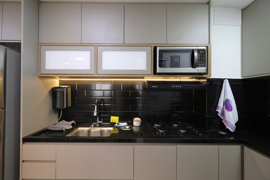 Cozinha de apartamento para alugar com 2 quartos, 34m² em Veleiros, São Paulo