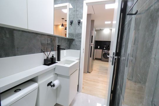 Banheiro de apartamento para alugar com 2 quartos, 34m² em Veleiros, São Paulo