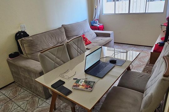 Sala de apartamento à venda com 2 quartos, 65m² em Jaguaribe, Osasco