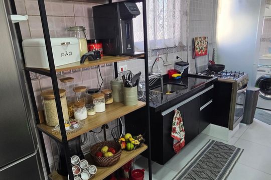 Cozinha de apartamento à venda com 3 quartos, 68m² em Vila Osasco, Osasco