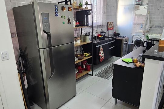 Cozinha de apartamento à venda com 3 quartos, 68m² em Vila Osasco, Osasco