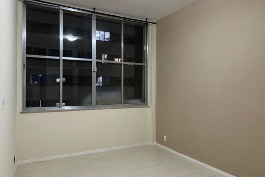 Sala de apartamento para alugar com 3 quartos, 95m² em Centro, Petrópolis
